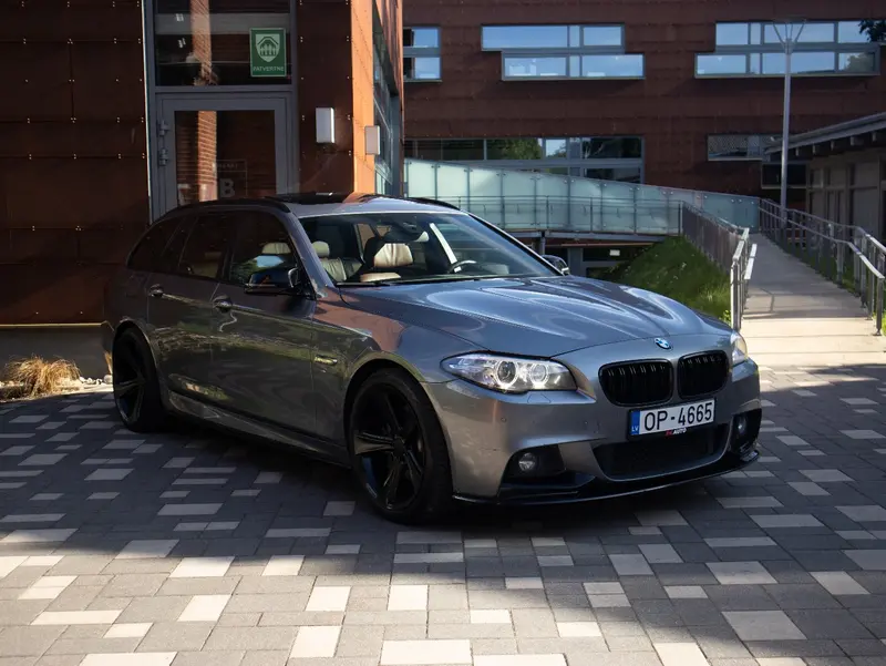 BMW 525D LCI xdrive