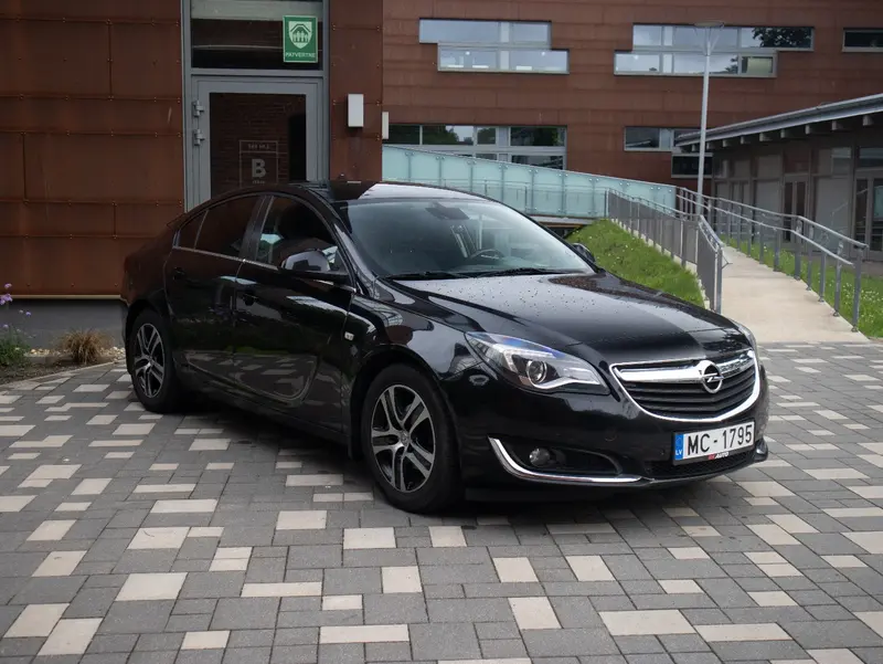 OPEL Insignia Limousine